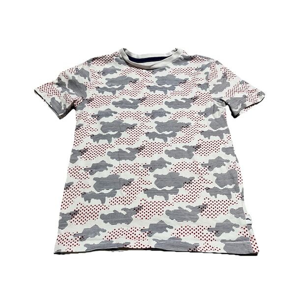 Tommy Bahama Camo Red White Blue Geometric Short Sleeve Shirt Boys Size 5/6 - Picture 1 of 7